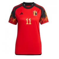 Camisa de Futebol Bélgica Yannick Carrasco #11 Equipamento Principal Mulheres Mundo 2022 Manga Curta